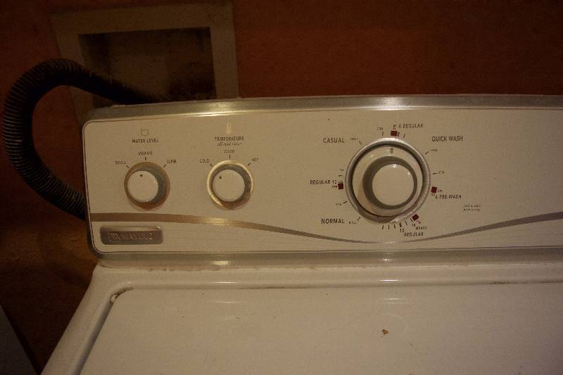 lot 13 image: Maytag Legacy Series Washing Machine