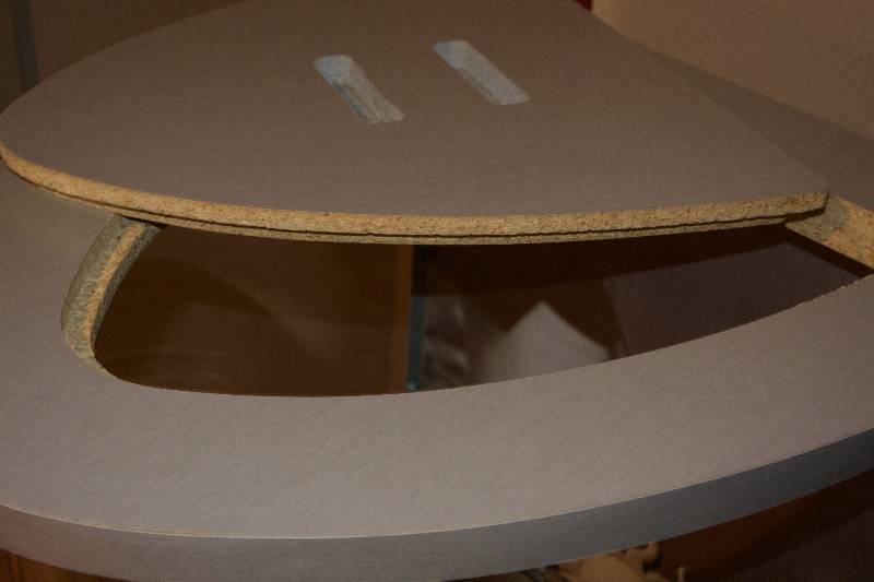 lot 31 image: Planet Beach Display Case