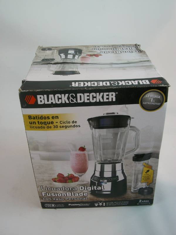 BLACKDECKER Fusion Blade Digital Blender, BlackSilver