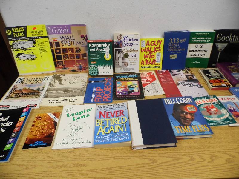 lot 11 image: Large Lot of Books