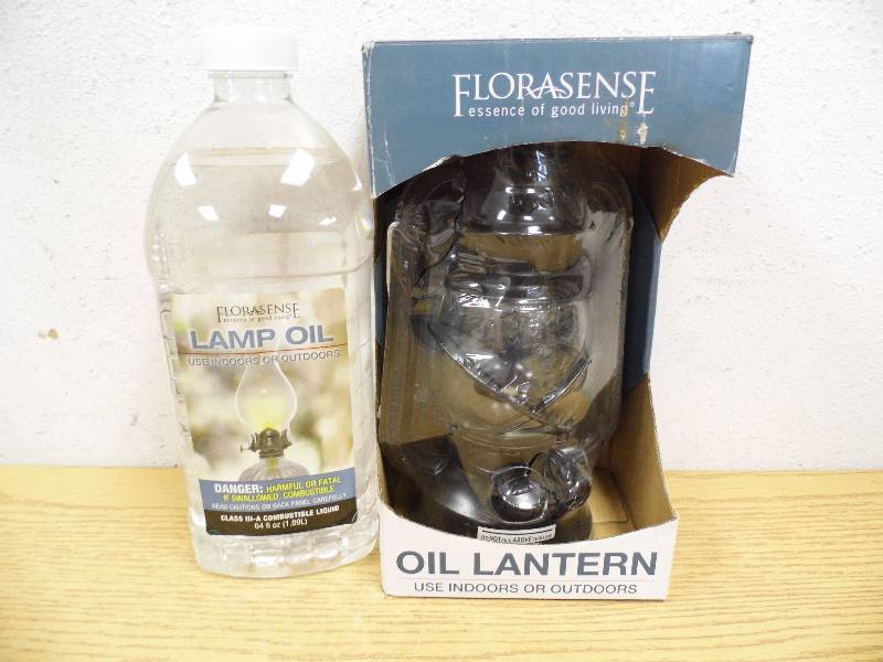 lot 14 image: New Oil Lantern and Lamp Oil