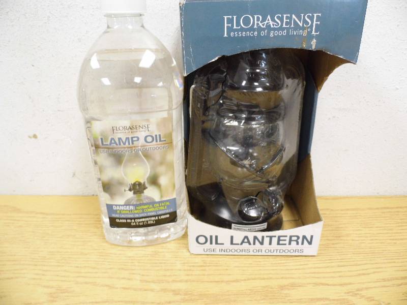 lot 15 image: New Oil Lantern and Lamp Oil