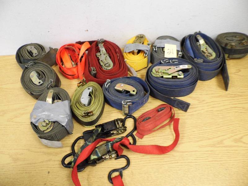 lot 21 image: Rachet Straps