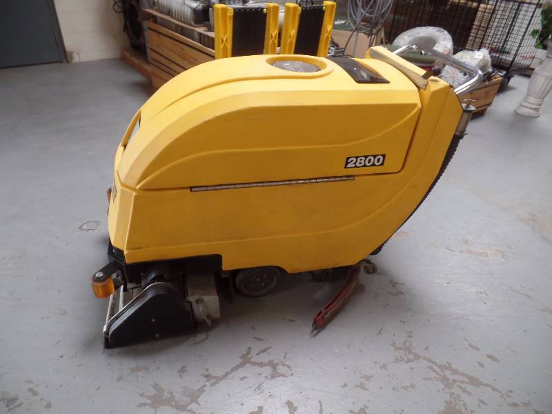 Commercial Floor Scrubber