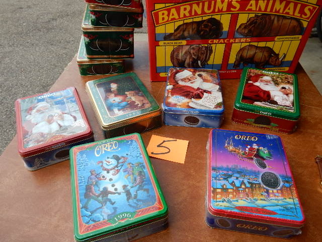 Large Nabisco Barnum Box with 6, Unopened Christmas theme animal cracker tins.  4 empty tins.