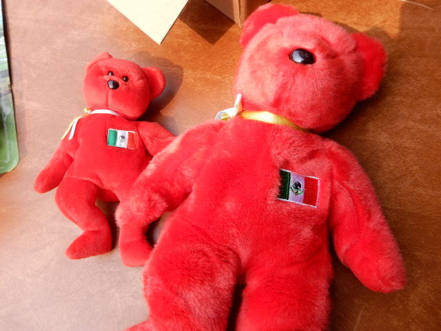 Beannie Buddies and Babies Collection, Erin the Bear