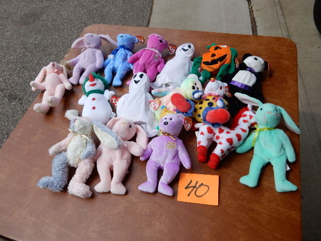 Holiday Beanie Babies