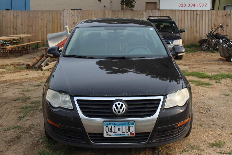 2006 Volkswagen Passat 2.0T Luxury Edition -One Owner-  -Bad Timing Chain -
