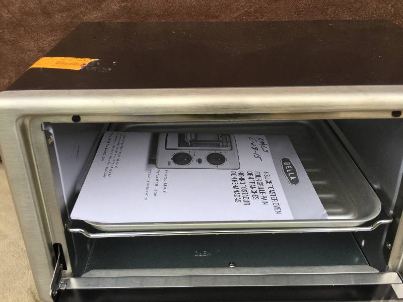 lot 31 image: Toaster oven