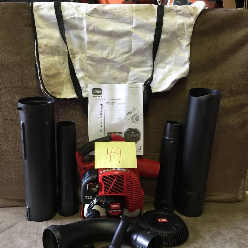 lot 49 image: Toro 2 cycle power blower vac