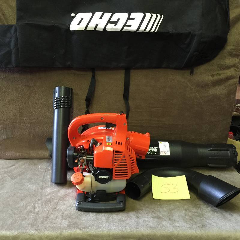 lot 53 image: Echo 165 mph gas Shredder Vacuum