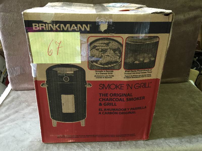 lot 67 image: Brinkmann charcoal smokerN Grille