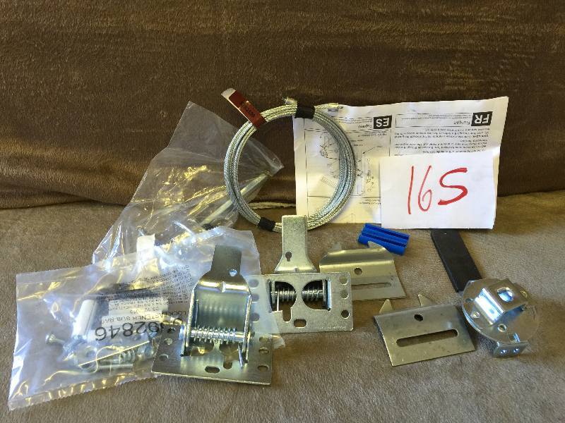 lot 165 image: Clopay Garage Door Keyed Lock Set