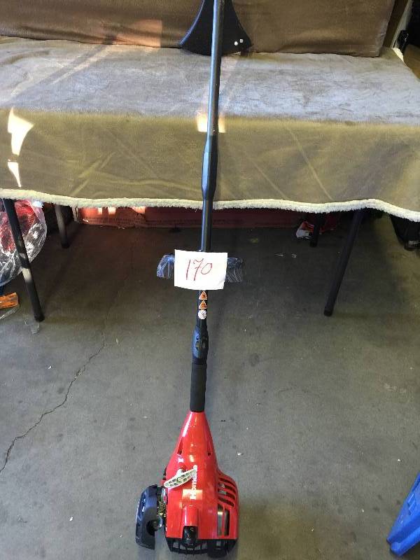 lot 170 image: Homelite 2-Cycle 26 cc Curved Shaft Gas Trimmer