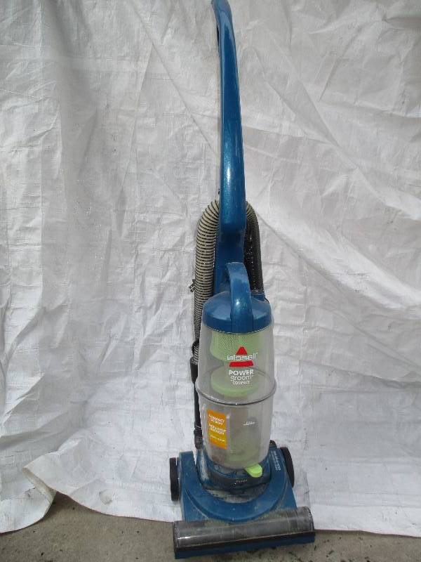 lot 9 image: bissell power groom compact vacuum ...