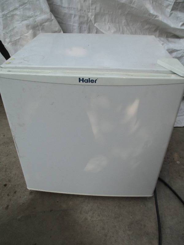 lot 32 image: haier dorm refrigerator 18 58 x 17...