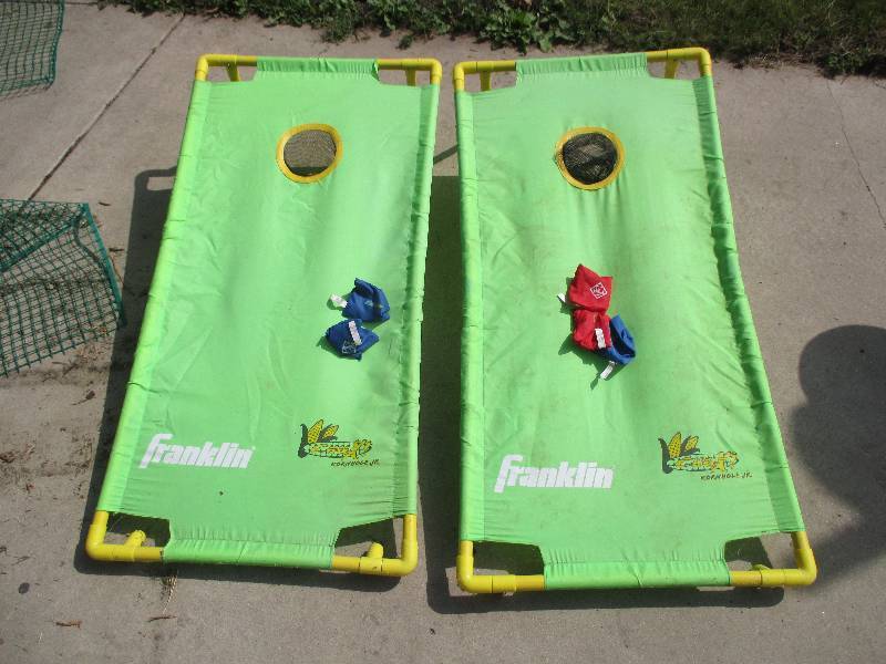 lot 73 image: 2 Franklin beanbag toss games...
