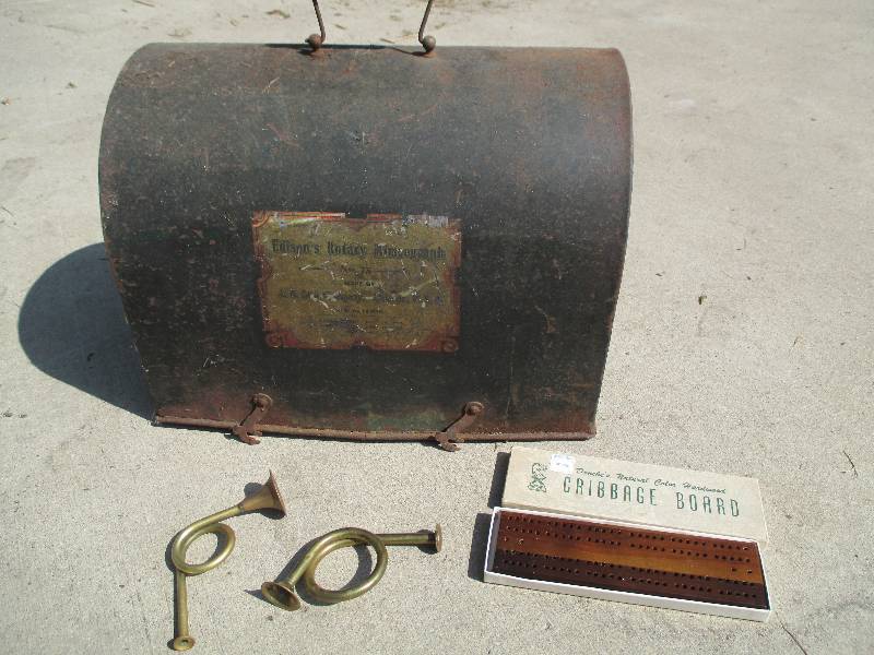 lot 74 image: Vintage metal cover for Edisons Ro...