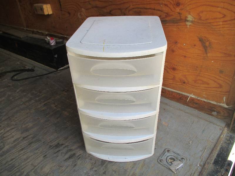 lot 90 image: Plastic storage drawers...