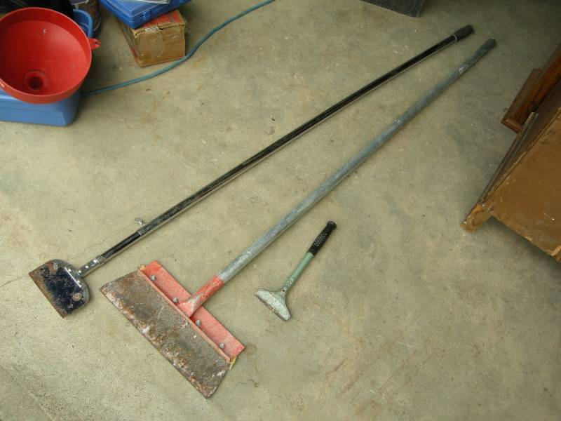 Flooring scrapers