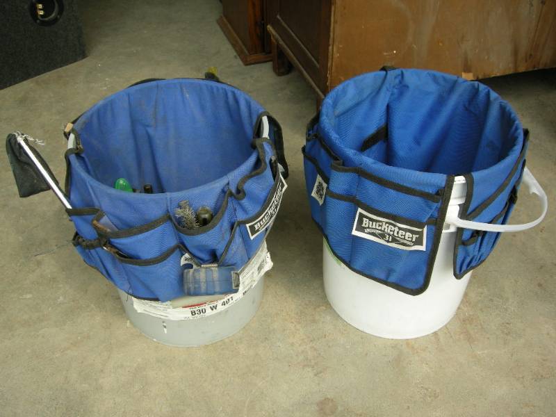 2 Bucket Boss