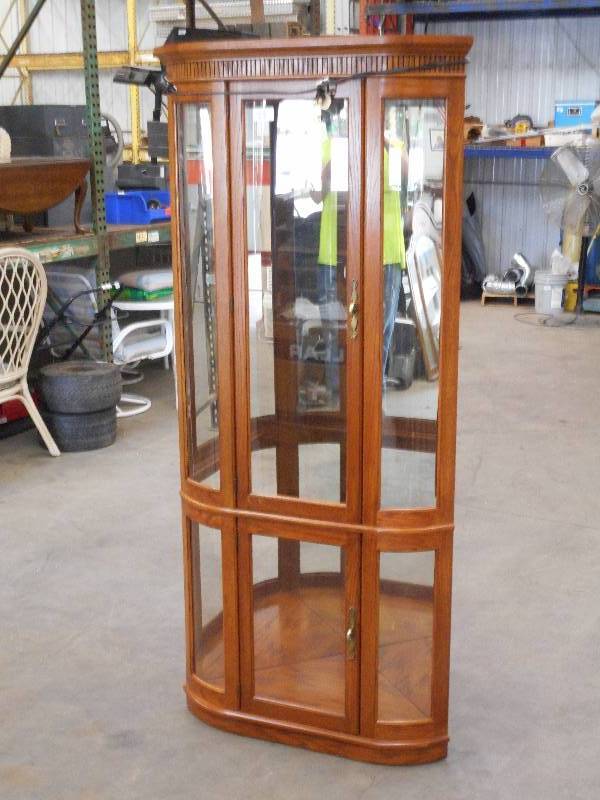 Very Nice Wooden Corner Hutch With ...