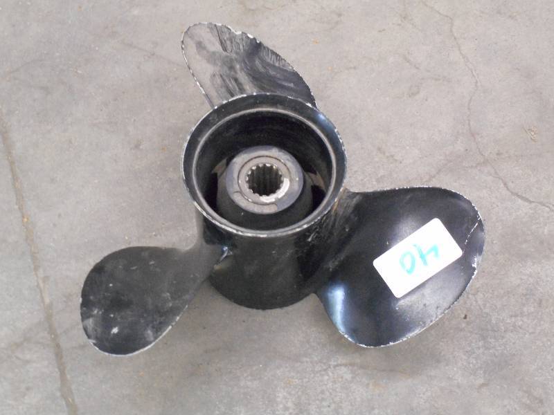 21-P Boat Motor Prop ...