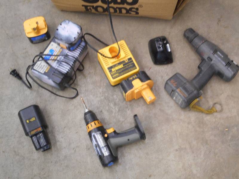 Lot Of Misc Cordless Drills--Batter...