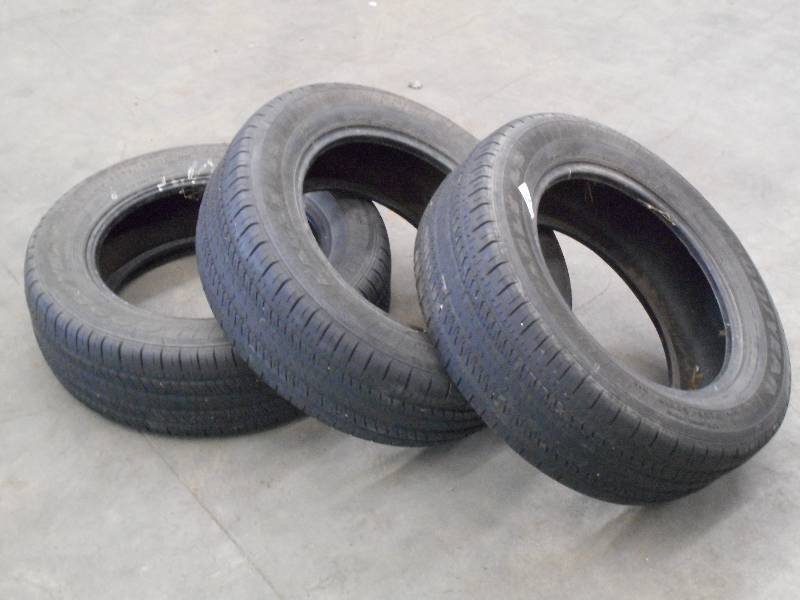 (3) Goodyear Eagle LS 2356017 Tir...
