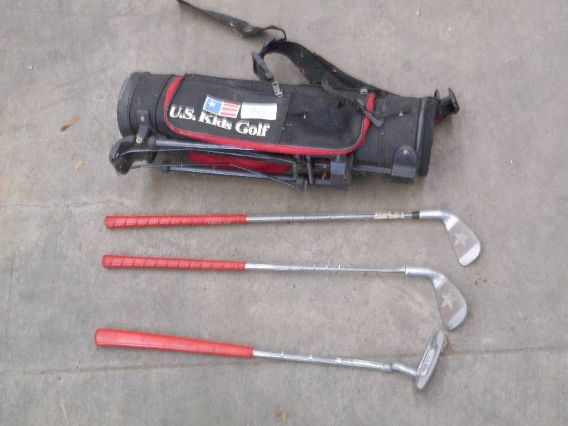 Toddlers 4-Piece Golf Set ...