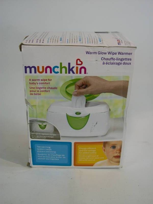 lot 7 image: Munchkin Warm Glow Wipe Warmer
