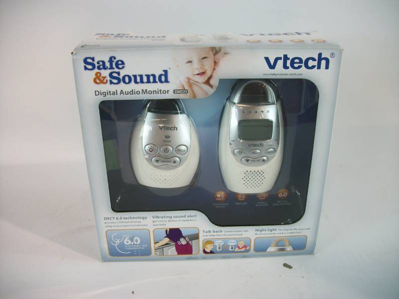 lot 19 image: VTech DM221 Safe & Sound Digital Audio Baby Monitor