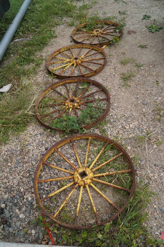 lot 2 image: Steel Wheels