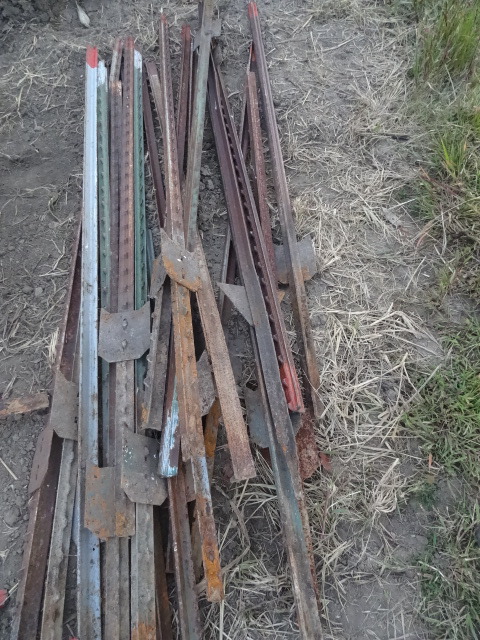 Steel fence posts