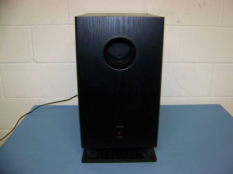 lot 9 image: Onkyo, 8-Piece, Home Theater, Surround Sound, Speaker System