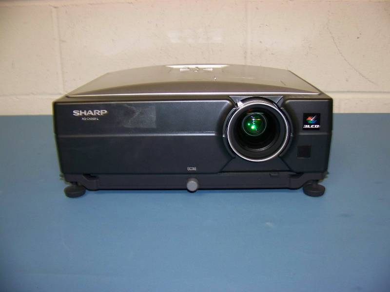 lot 3 image: Sharp, XG-C435X-L, LCD Projector with New Lamp, Remote Control and Travel Bag