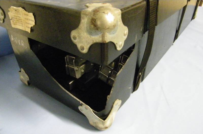 lot 62 image: Draper, Cinefold, 10 x 10, Video  Movie  Projection Screen Frame