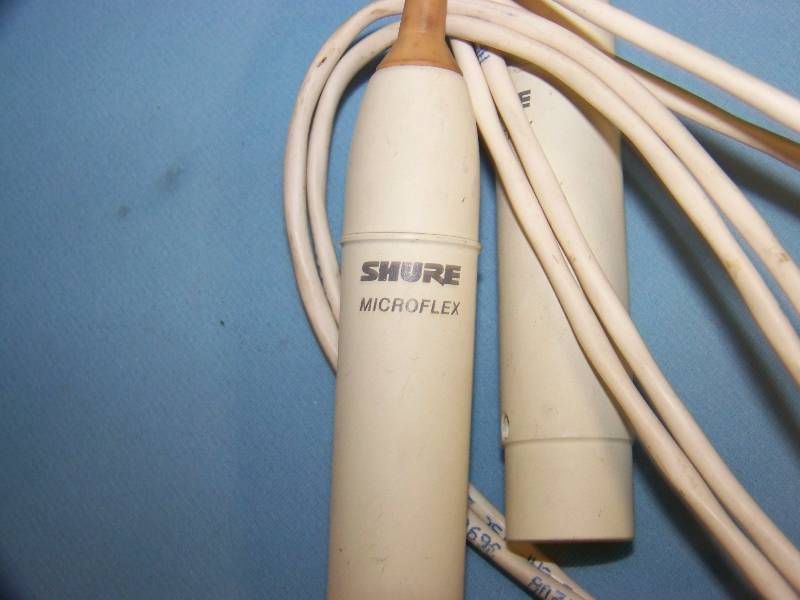 lot 68 image: Ceiling Mounted, Cardioid Mic  Microphone and (2) Shure, Microflex, XLR Cables