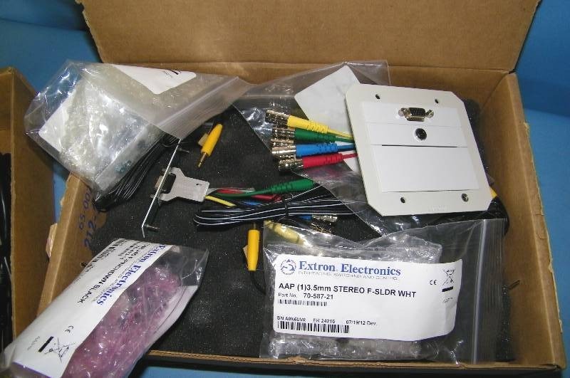 lot 100 image: Extron Electronics, Connection Plates  Wall Plates  Interface Device