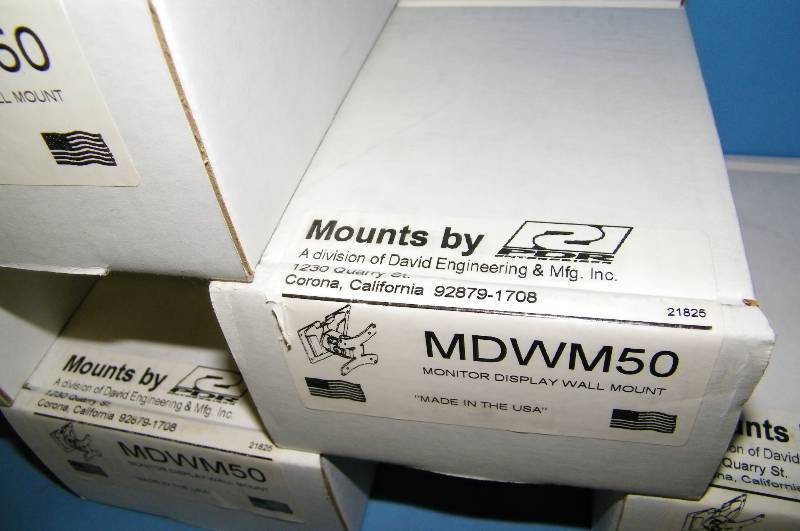 lot 101 image: (7) PDR, Flat Screen  Monitor Display Wall Mounts - BRAND NEW