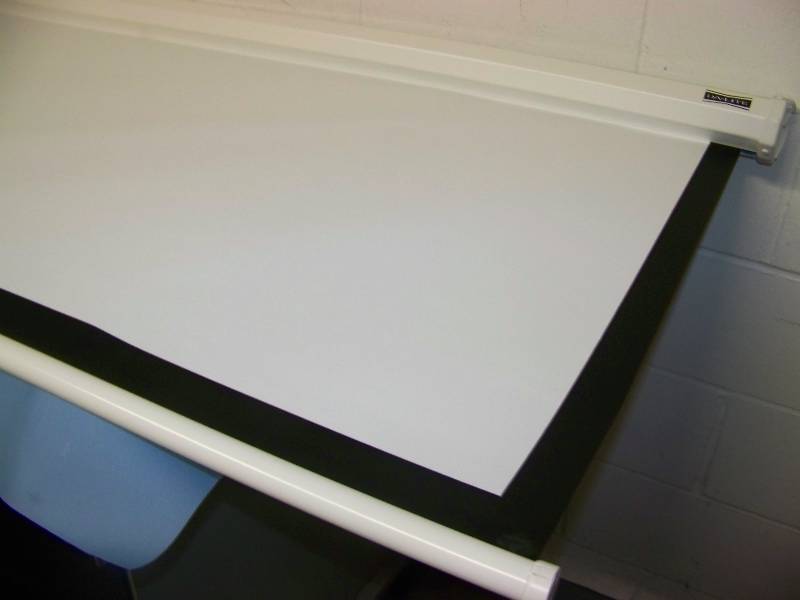 lot 8 image: Da-Lite, CeilingWall Mount, Pull Down (Manual) Projection  Movie Screen