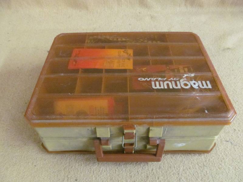 lot 45 image: tackle box