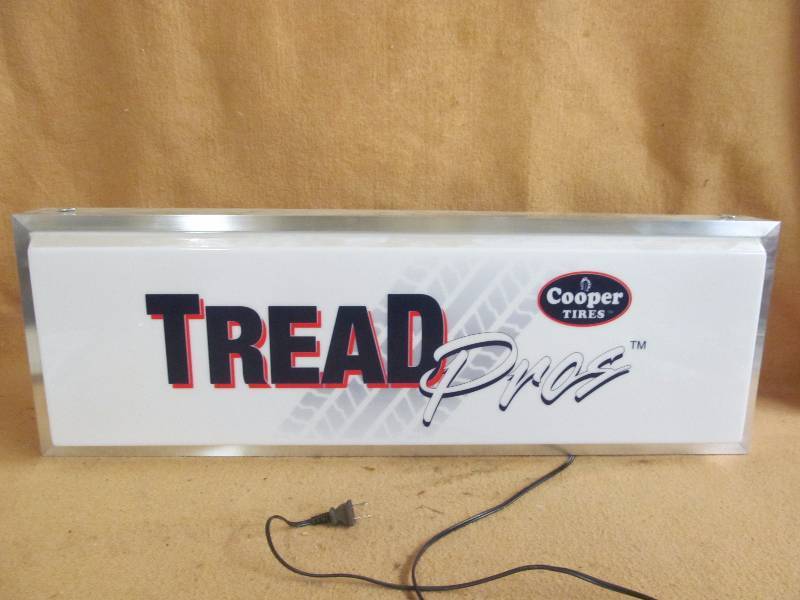 lot 47 image: sign
