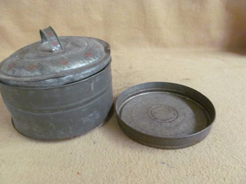 lot 48 image: canister