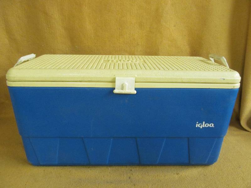 lot 54 image: cooler
