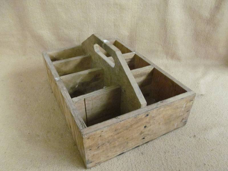lot 63 image: toolbox