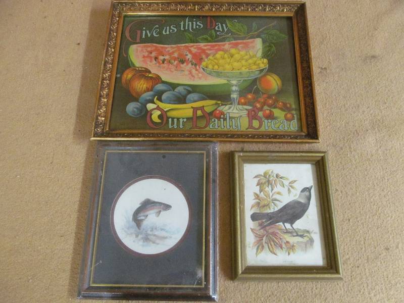lot 69 image: wall dcor