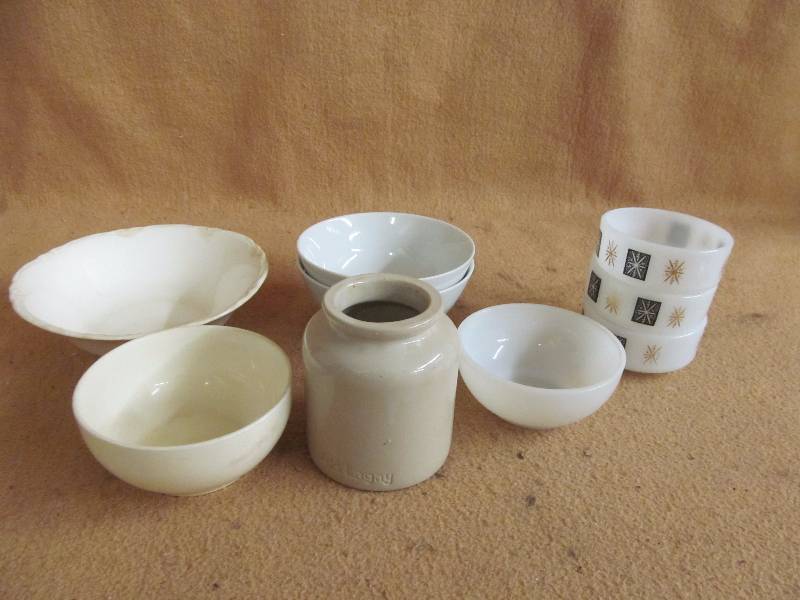 lot 84 image: dishes