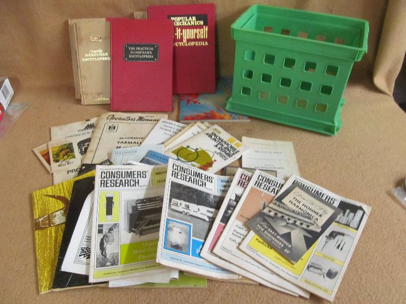 lot 90 image: manuals
