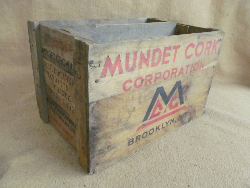 lot 153 image: Crate